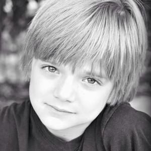 Meet your Posher, Adrian